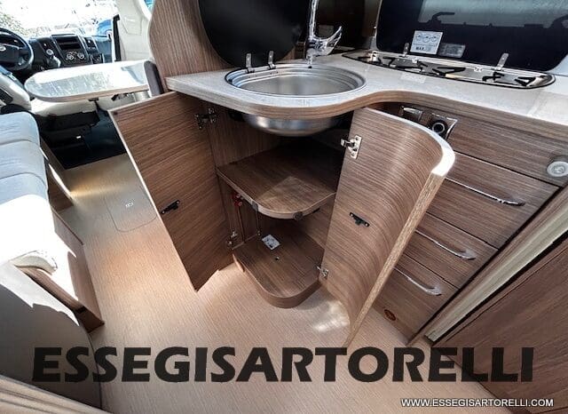 MOTORHOME by RAPIDO ITINEO SB 700 12/2016 699 CM 6 POSTI VIAGGI OMOLOGATI pieno