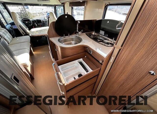 MOTORHOME by RAPIDO ITINEO SB 700 12/2016 699 CM 6 POSTI VIAGGI OMOLOGATI pieno