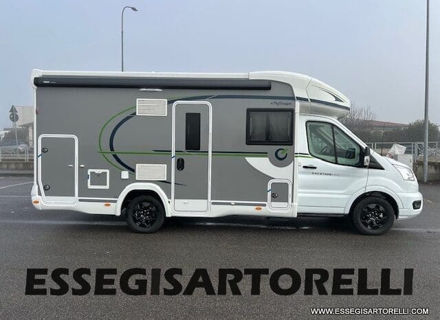CHAUSSON ETAPE LINE 640 AUTOMATICO 165 CV POWER MY 26 699 CM SEMINTEGRALE BASCULANTE E GARAGE pieno