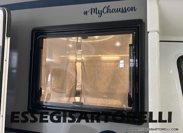 CHAUSSON ETAPE LINE 640 AUTOMATICO 165 CV POWER MY 26 699 CM SEMINTEGRALE BASCULANTE E GARAGE pieno