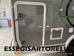 CHAUSSON ETAPE LINE 640 AUTOMATICO 165 CV POWER MY 26 699 CM SEMINTEGRALE BASCULANTE E GARAGE pieno