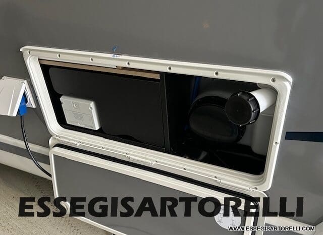 CHAUSSON ETAPE LINE 640 AUTOMATICO 165 CV POWER MY 26 699 CM SEMINTEGRALE BASCULANTE E GARAGE pieno