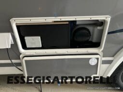 CHAUSSON ETAPE LINE 640 AUTOMATICO 165 CV POWER MY 26 699 CM SEMINTEGRALE BASCULANTE E GARAGE pieno