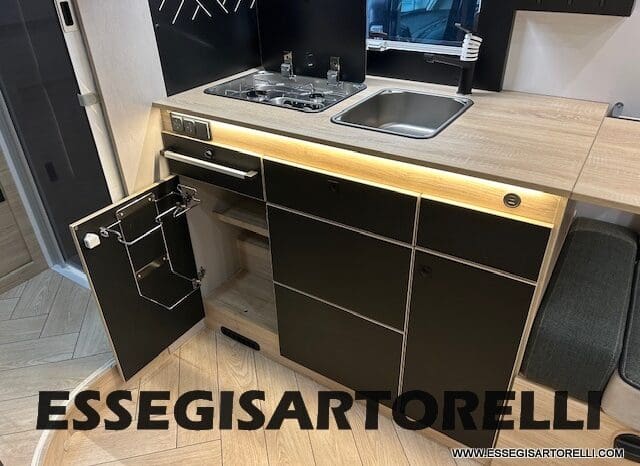 CHAUSSON ETAPE LINE 640 AUTOMATICO 165 CV POWER MY 26 699 CM SEMINTEGRALE BASCULANTE E GARAGE pieno