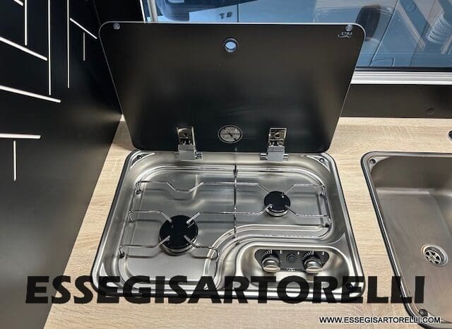 CHAUSSON ETAPE LINE 640 AUTOMATICO 165 CV POWER MY 26 699 CM SEMINTEGRALE BASCULANTE E GARAGE pieno