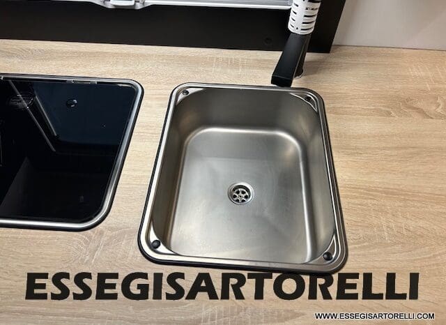 CHAUSSON ETAPE LINE 640 AUTOMATICO 165 CV POWER MY 26 699 CM SEMINTEGRALE BASCULANTE E GARAGE pieno