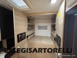 CHAUSSON ETAPE LINE 640 AUTOMATICO 165 CV POWER MY 26 699 CM SEMINTEGRALE BASCULANTE E GARAGE pieno