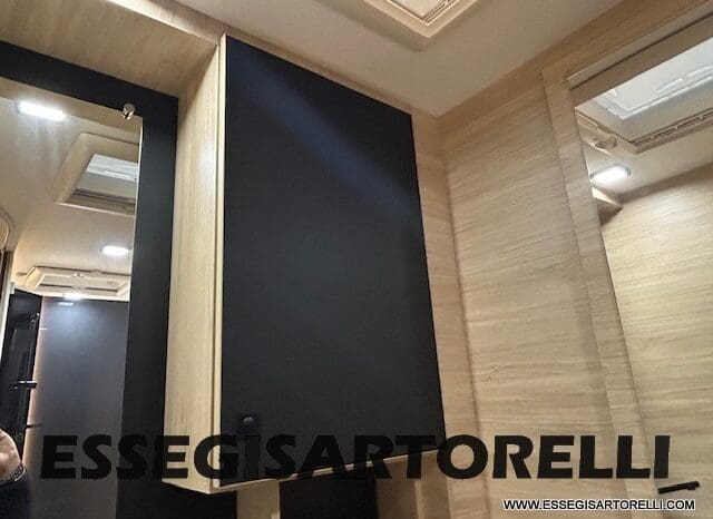 CHAUSSON ETAPE LINE 640 AUTOMATICO 165 CV POWER MY 26 699 CM SEMINTEGRALE BASCULANTE E GARAGE pieno