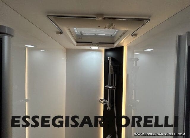 CHAUSSON ETAPE LINE 640 AUTOMATICO 165 CV POWER MY 26 699 CM SEMINTEGRALE BASCULANTE E GARAGE pieno