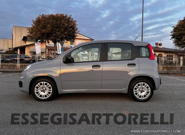 FIAT PANDA HYBRID (BENZINA/ELETTRICO) 2021 5 POSTI pieno