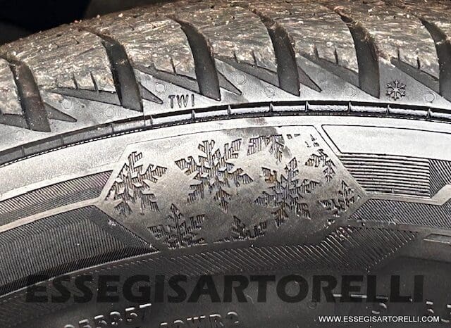 FIAT PANDA HYBRID (BENZINA/ELETTRICO) 2021 5 POSTI pieno