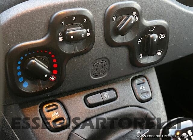 FIAT PANDA HYBRID (BENZINA/ELETTRICO) 2021 5 POSTI pieno