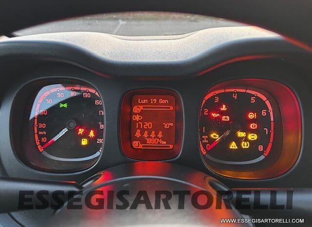 FIAT PANDA HYBRID (BENZINA/ELETTRICO) 2021 5 POSTI pieno