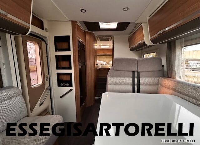 ADRIA MATRIX AXESS M 670 SL 60 CV POWER GEMELLI 2021 FULL KM 20.367 pieno