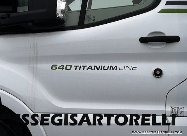 CHAUSSON NEW TITANIUM LINE 640 AUTOMATICO 165 CV 2026 BASCULANTE FULL 639 CM pieno
