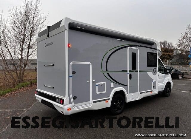 CHAUSSON NEW TITANIUM LINE 640 AUTOMATICO 165 CV 2026 BASCULANTE FULL 639 CM pieno