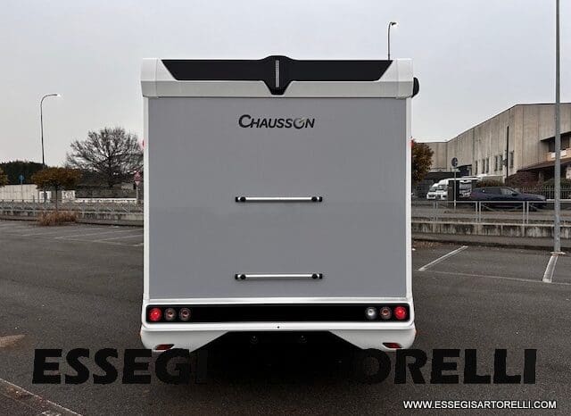 CHAUSSON NEW TITANIUM LINE 640 AUTOMATICO 165 CV 2026 BASCULANTE FULL 639 CM pieno