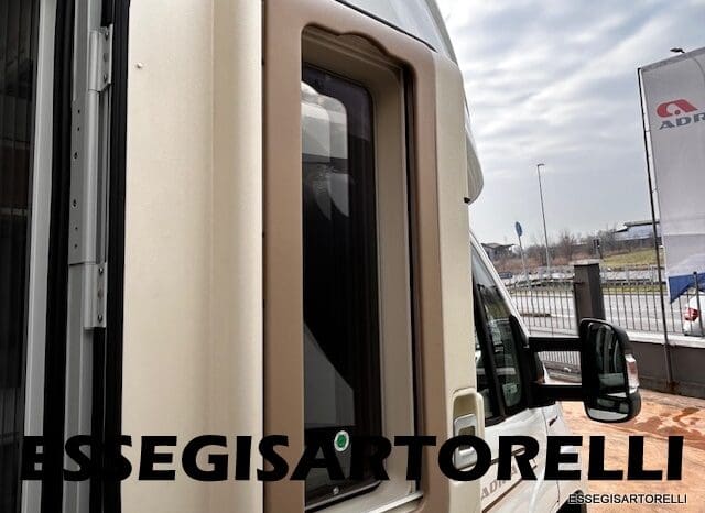 ADRIA MATRIX AXESS M 670 SL 60 CV POWER GEMELLI 2021 FULL KM 20.367 pieno