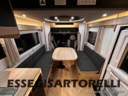 CHAUSSON NEW TITANIUM LINE 640 AUTOMATICO 165 CV 2026 BASCULANTE FULL 639 CM pieno