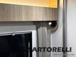 CHAUSSON NEW TITANIUM LINE 640 AUTOMATICO 165 CV 2026 BASCULANTE FULL 639 CM pieno