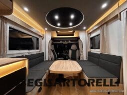 CHAUSSON NEW TITANIUM LINE 640 AUTOMATICO 165 CV 2026 BASCULANTE FULL 639 CM pieno