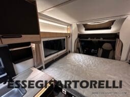 CHAUSSON NEW TITANIUM LINE 640 AUTOMATICO 165 CV 2026 BASCULANTE FULL 639 CM pieno