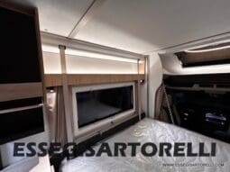 CHAUSSON NEW TITANIUM LINE 640 AUTOMATICO 165 CV 2026 BASCULANTE FULL 639 CM pieno
