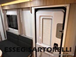 CHAUSSON NEW TITANIUM LINE 640 AUTOMATICO 165 CV 2026 BASCULANTE FULL 639 CM pieno