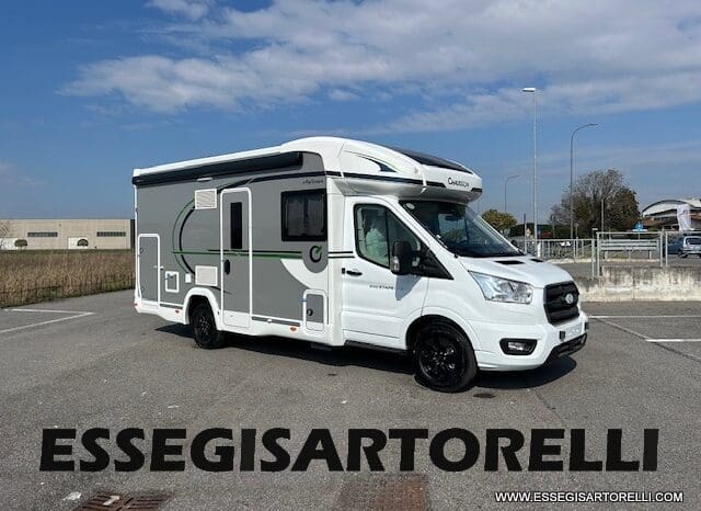 CHAUSSON NEW TITANIUM LINE 640 AUTOMATICO 165 CV 2026 BASCULANTE FULL 639 CM pieno
