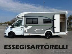 CHAUSSON NEW TITANIUM LINE 640 AUTOMATICO 165 CV 2026 BASCULANTE FULL 639 CM pieno