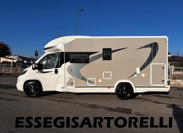 CHAUSSON TITANIUM 644 AUTOMATICO BASCULANTE E GARAGE 5 POSTI OMOLOGATI 12/2020 pieno