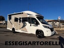 CHAUSSON TITANIUM 644 AUTOMATICO BASCULANTE E GARAGE 5 POSTI OMOLOGATI 12/2020 pieno