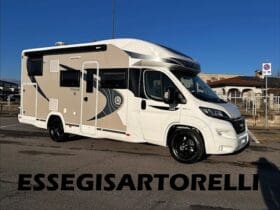 CHAUSSON TITANIUM 644 AUTOMATICO BASCULANTE E GARAGE 5 POSTI OMOLOGATI 12/2020