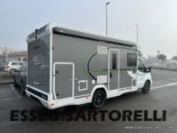 CHAUSSON NEW TITANIUM LINE 640 AUTOMATICO 165 CV 2026 BASCULANTE FULL 639 CM pieno