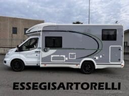 CHAUSSON NEW TITANIUM LINE 627 GARAGE E BASCULANTE 699 cm 165 CV POWER 2026 pieno