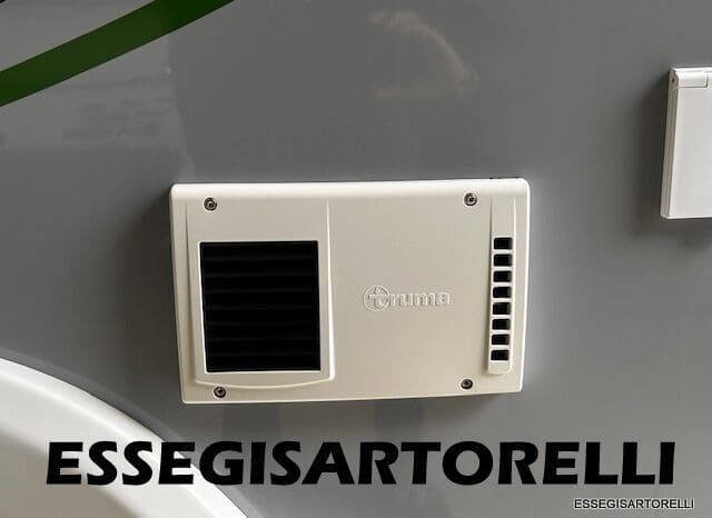 CHAUSSON NEW TITANIUM LINE 627 GARAGE E BASCULANTE 699 cm 165 CV POWER 2026 pieno