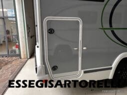 CHAUSSON NEW TITANIUM LINE 627 GARAGE E BASCULANTE 699 cm 165 CV POWER 2026 pieno