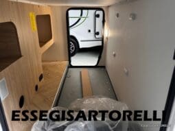 CHAUSSON NEW TITANIUM LINE 627 GARAGE E BASCULANTE 699 cm 165 CV POWER 2026 pieno