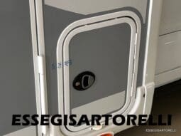 CHAUSSON NEW TITANIUM LINE 627 GARAGE E BASCULANTE 699 cm 165 CV POWER 2026 pieno