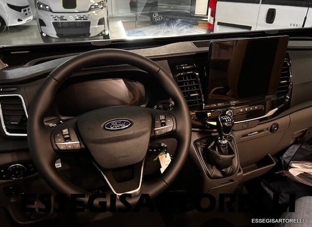 CHAUSSON NEW TITANIUM LINE 627 GARAGE E BASCULANTE 699 cm 165 CV POWER 2026 pieno