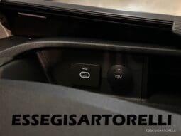 CHAUSSON NEW TITANIUM LINE 627 GARAGE E BASCULANTE 699 cm 165 CV POWER 2026 pieno