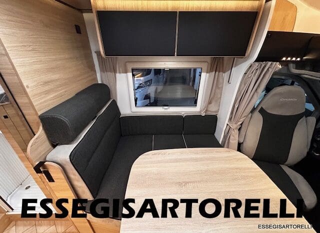 CHAUSSON NEW TITANIUM LINE 627 GARAGE E BASCULANTE 699 cm 165 CV POWER 2026 pieno