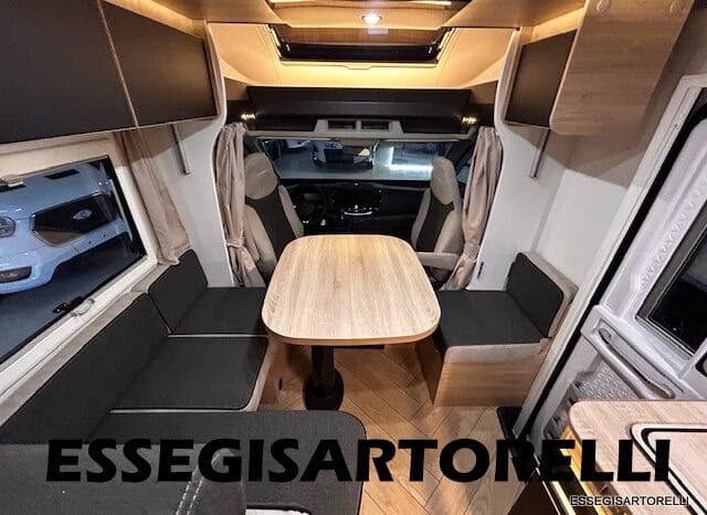 CHAUSSON NEW TITANIUM LINE 627 GARAGE E BASCULANTE 699 cm 165 CV POWER 2026 pieno