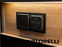 CHAUSSON NEW TITANIUM LINE 627 GARAGE E BASCULANTE 699 cm 165 CV POWER 2026 pieno