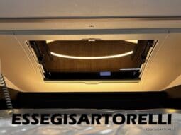 CHAUSSON NEW TITANIUM LINE 627 GARAGE E BASCULANTE 699 cm 165 CV POWER 2026 pieno