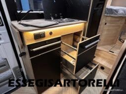 CHAUSSON NEW TITANIUM LINE 627 GARAGE E BASCULANTE 699 cm 165 CV POWER 2026 pieno