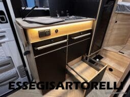 CHAUSSON NEW TITANIUM LINE 627 GARAGE E BASCULANTE 699 cm 165 CV POWER 2026 pieno