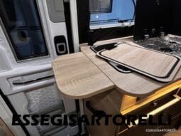 CHAUSSON NEW TITANIUM LINE 627 GARAGE E BASCULANTE 699 cm 165 CV POWER 2026 pieno