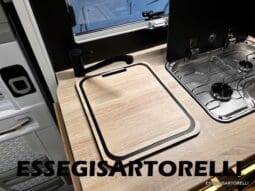 CHAUSSON NEW TITANIUM LINE 627 GARAGE E BASCULANTE 699 cm 165 CV POWER 2026 pieno