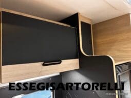 CHAUSSON NEW TITANIUM LINE 627 GARAGE E BASCULANTE 699 cm 165 CV POWER 2026 pieno